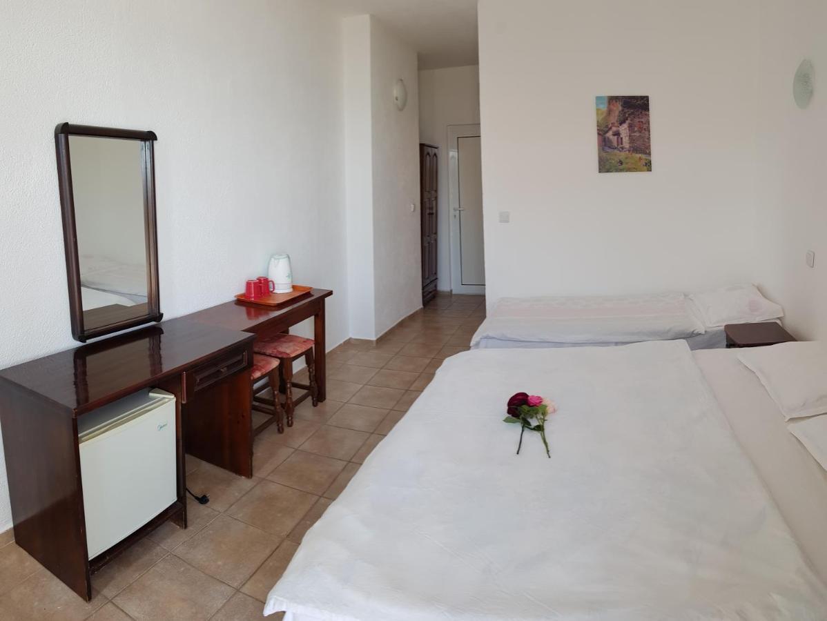 Sunny Island Obzor Otel Dış mekan fotoğraf