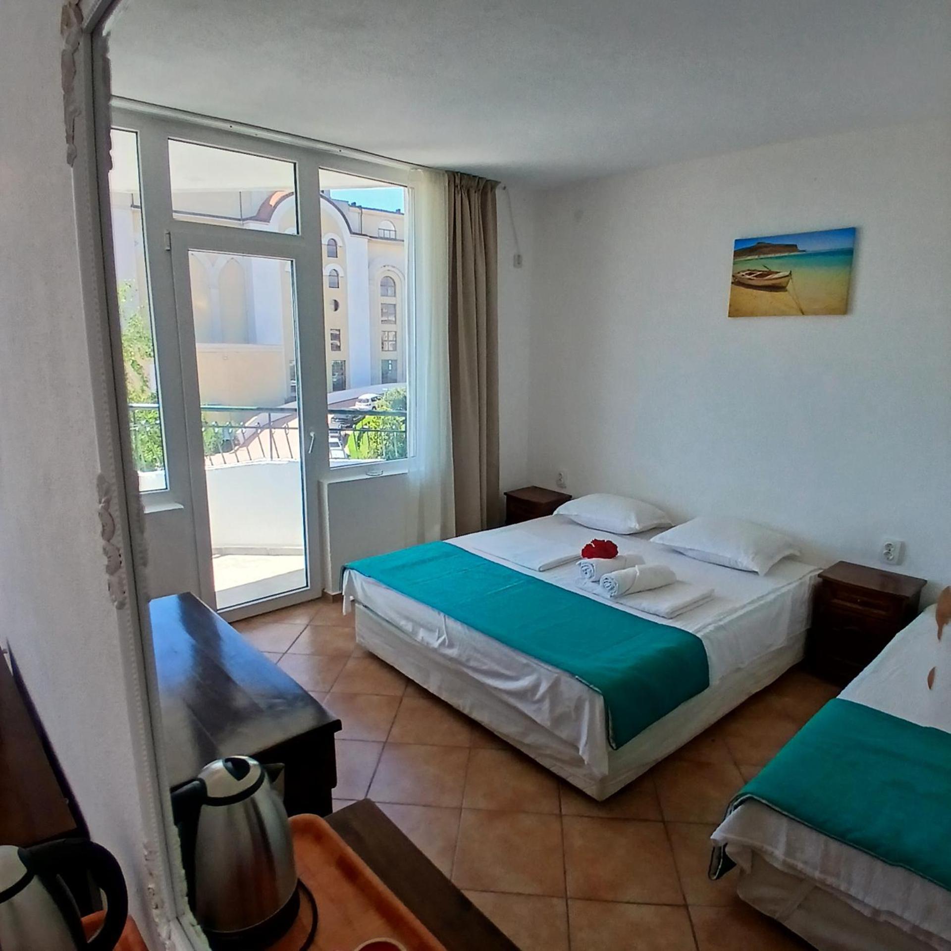 Sunny Island Obzor Otel Oda fotoğraf
