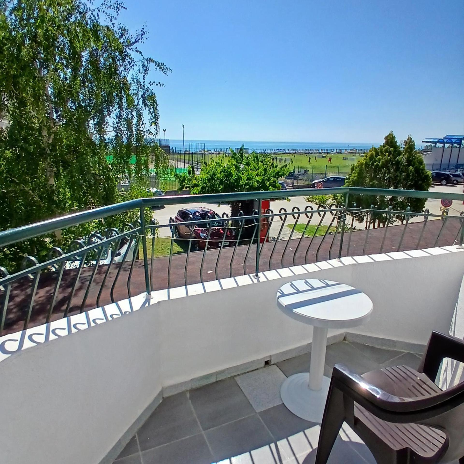 Sunny Island Obzor Otel Oda fotoğraf