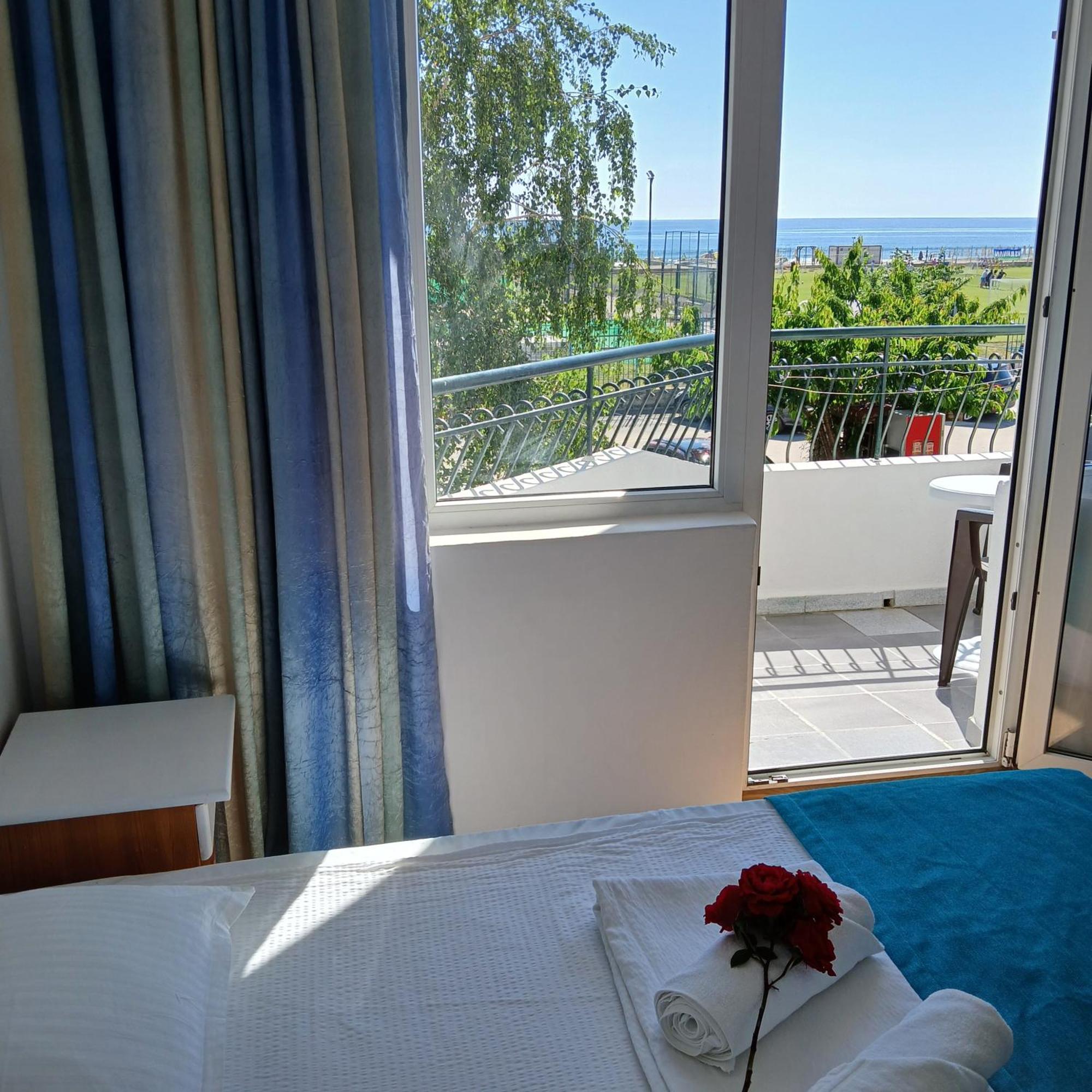 Sunny Island Obzor Otel Dış mekan fotoğraf