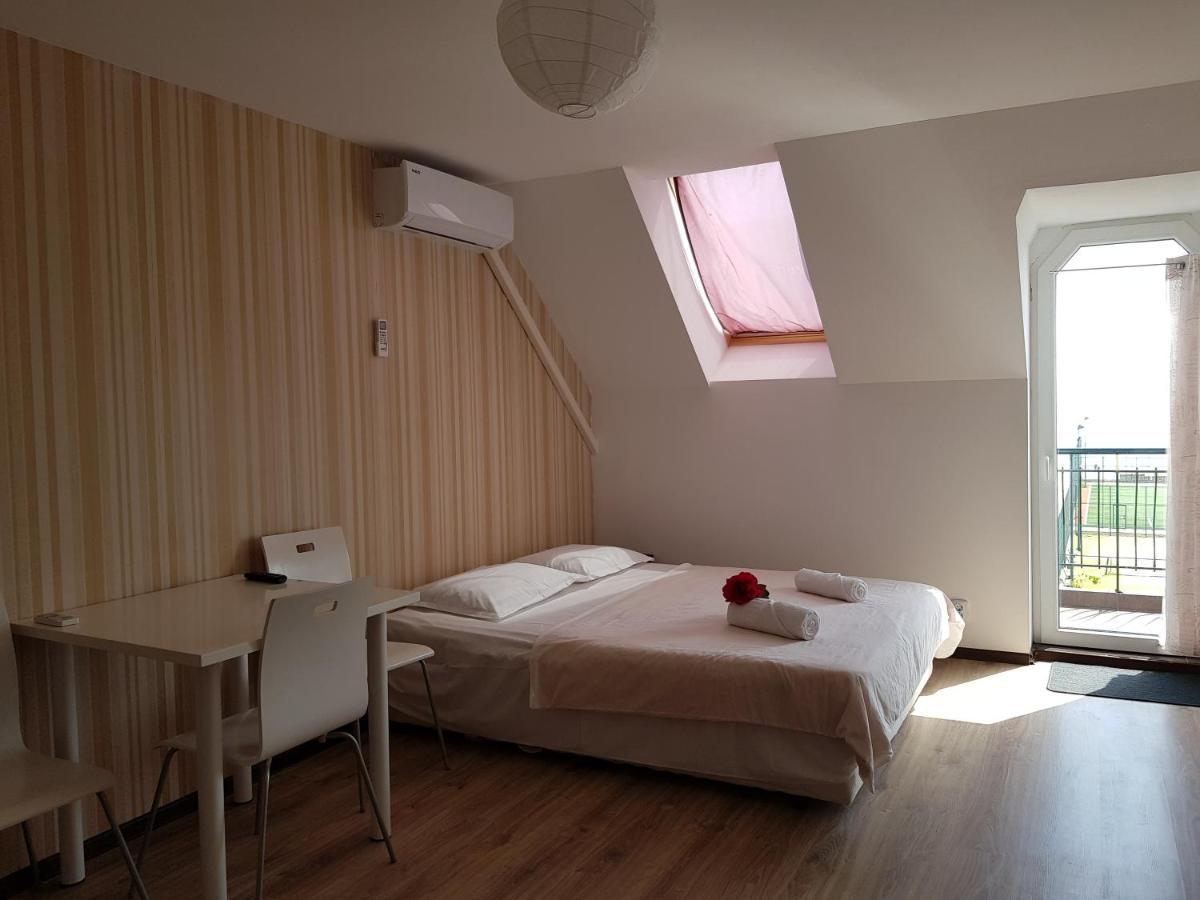 Sunny Island Obzor Otel Dış mekan fotoğraf