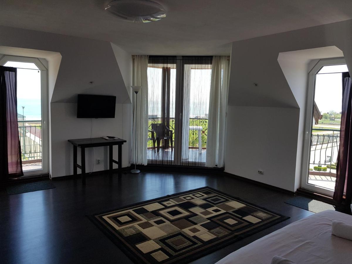 Sunny Island Obzor Otel Dış mekan fotoğraf